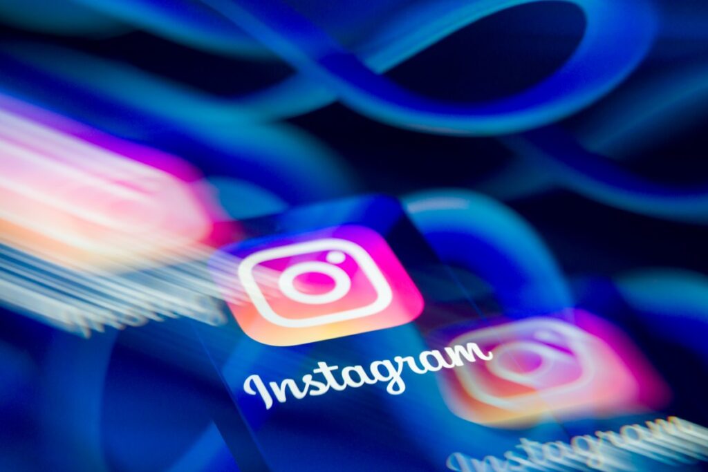 instagram header