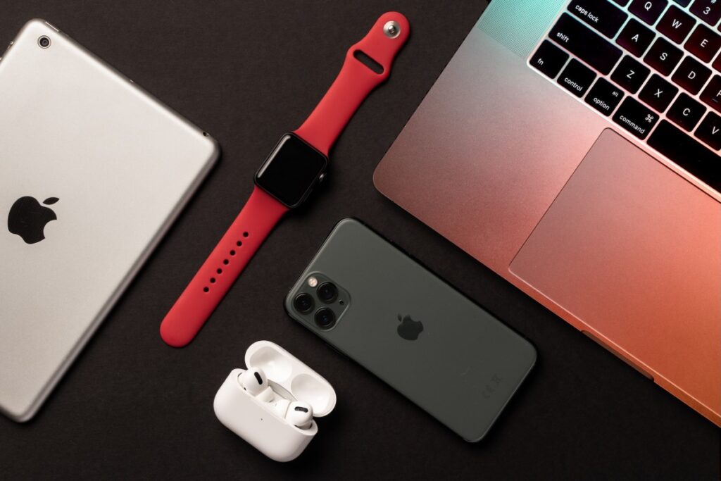 apple products mac iphone watch