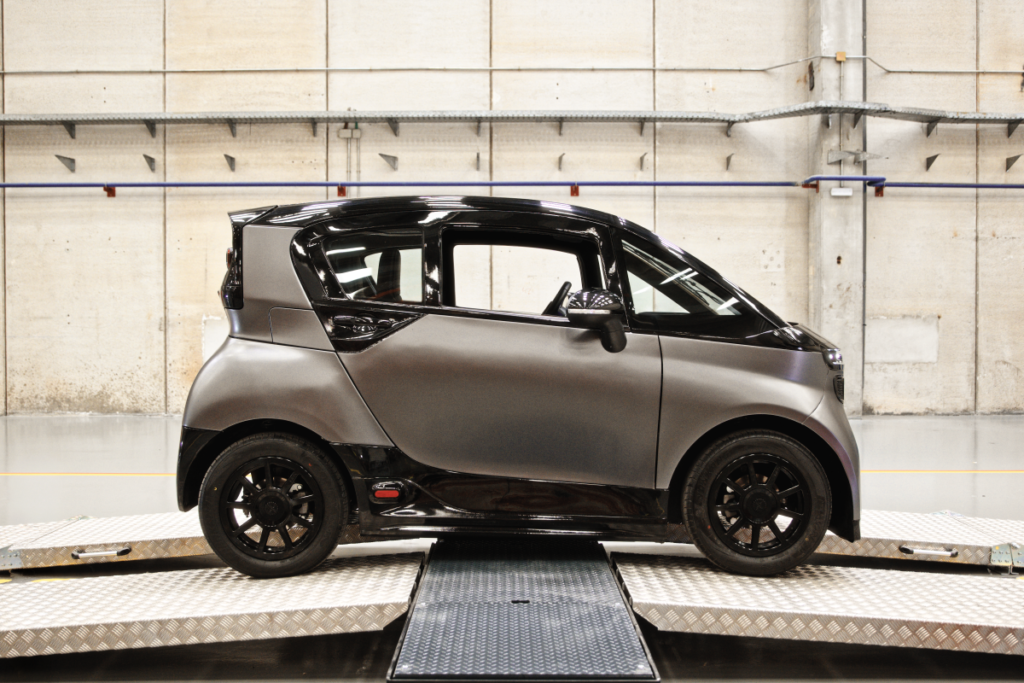 LIUX BIG Factory 001
